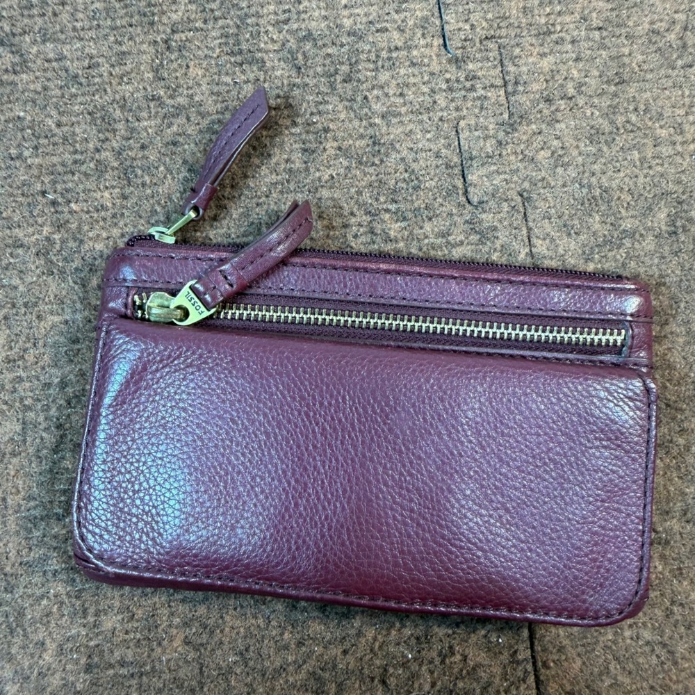 Fossil Pebbled Leather Bifold Wallet Burgundy Plum Zip Coin Pouch Card Holder